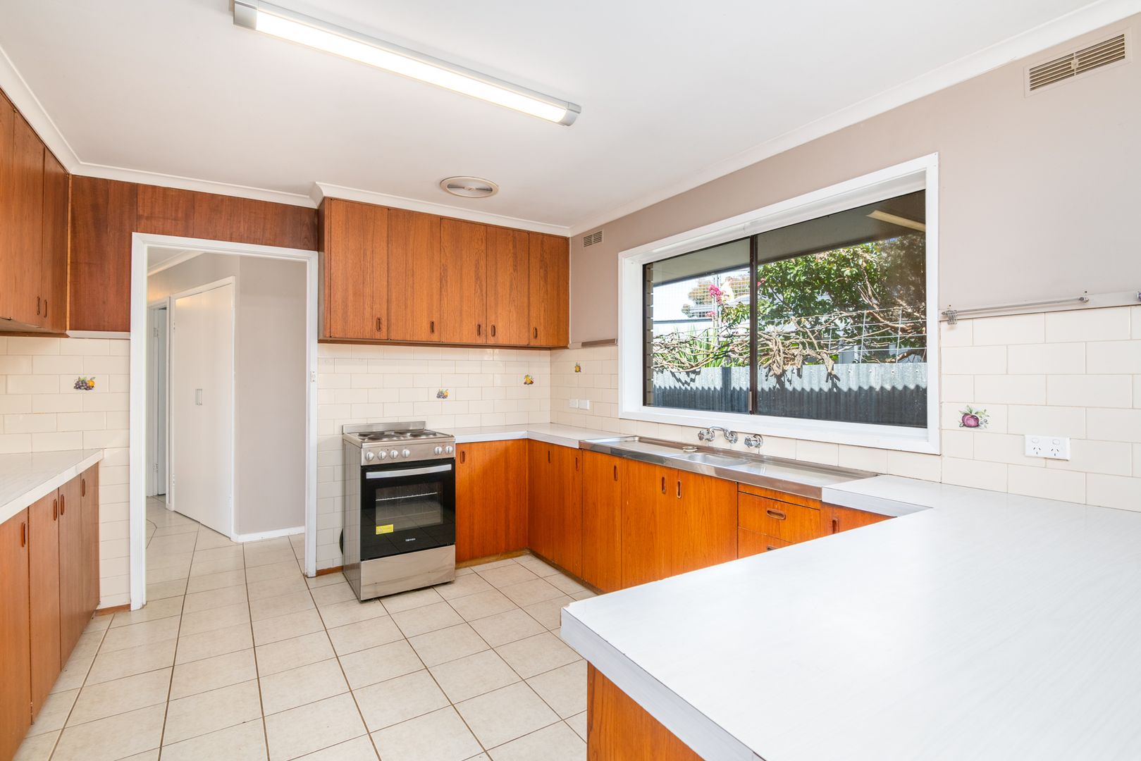 71 Hall Street, Mooroopna VIC 3629, Image 2