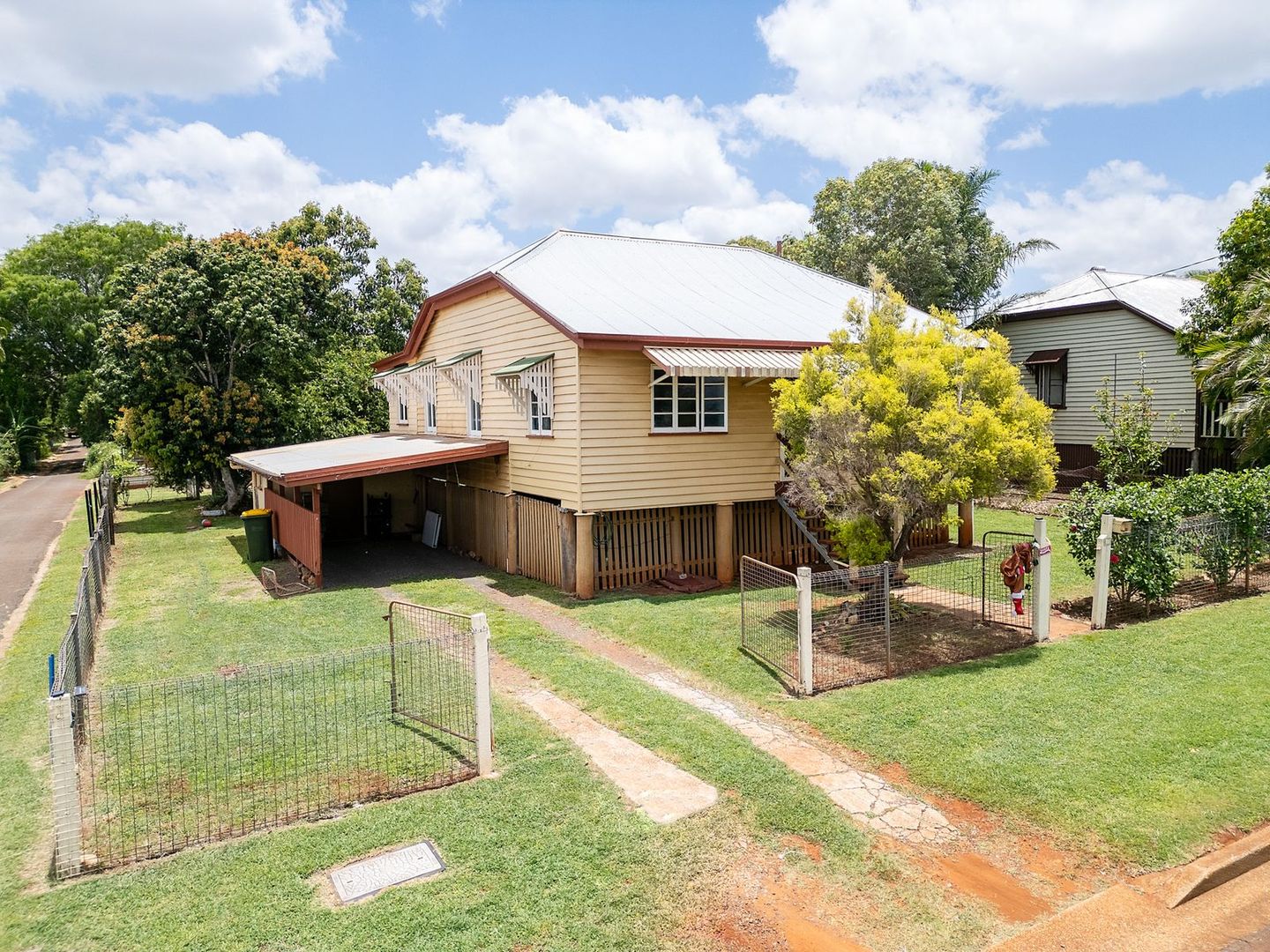 16 NELSON STREET, Childers QLD 4660, Image 1