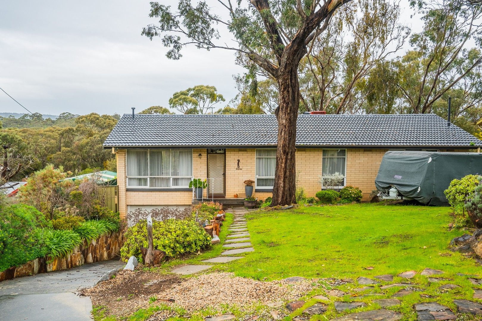 3 bedrooms House in 52 Gothic Road BELLEVUE HEIGHTS SA, 5050