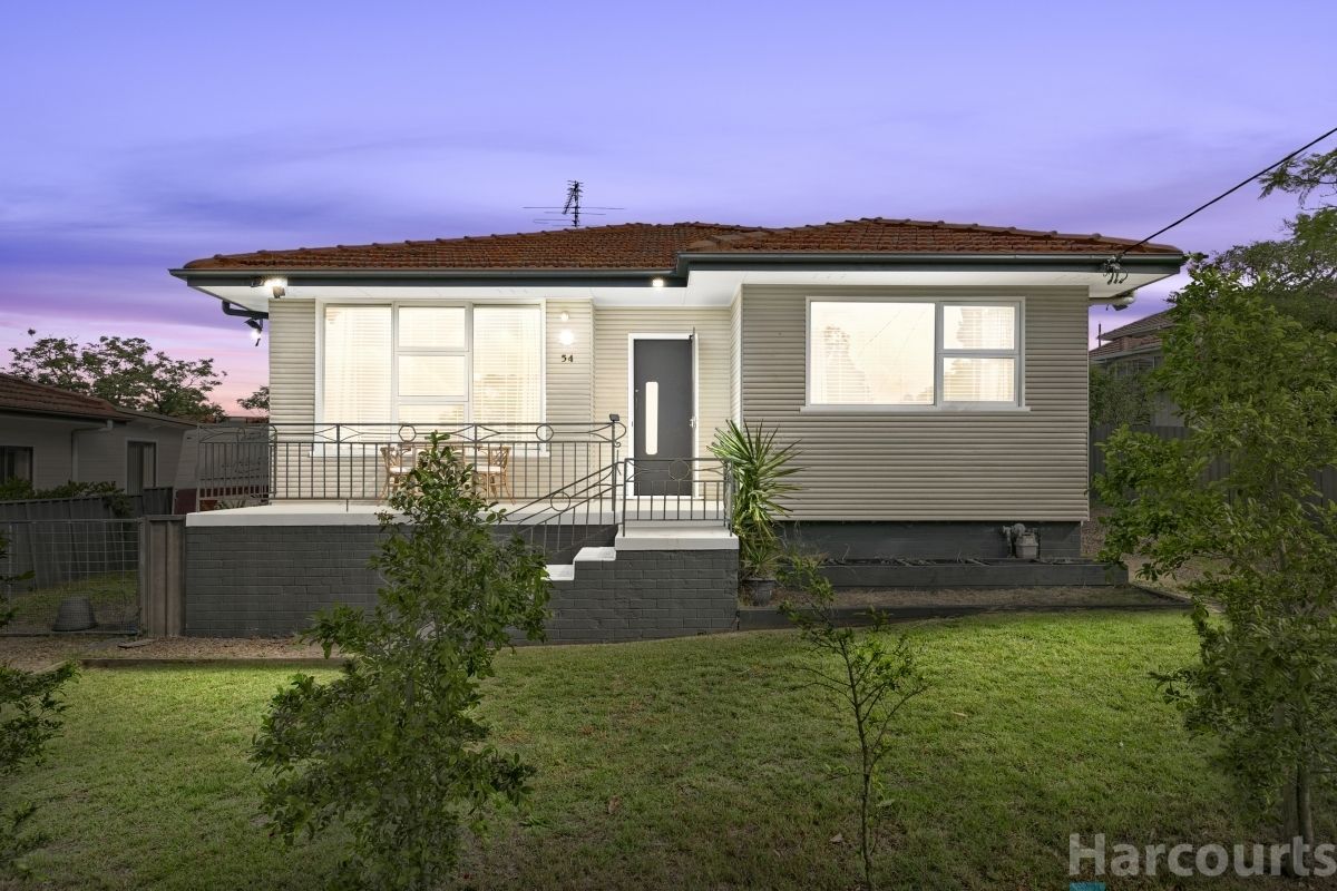 54 Second Avenue, Rutherford NSW 2320, Image 0