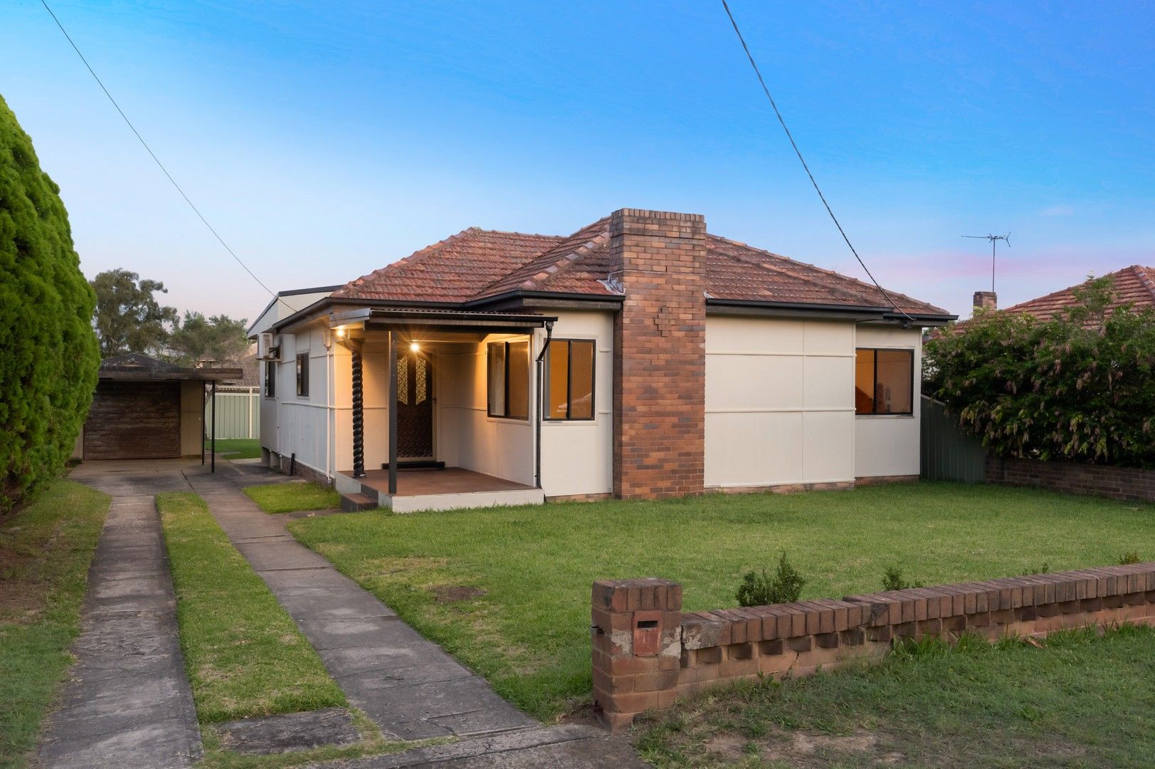 4 Kirrawee Avenue, Kirrawee NSW 2232, Image 0