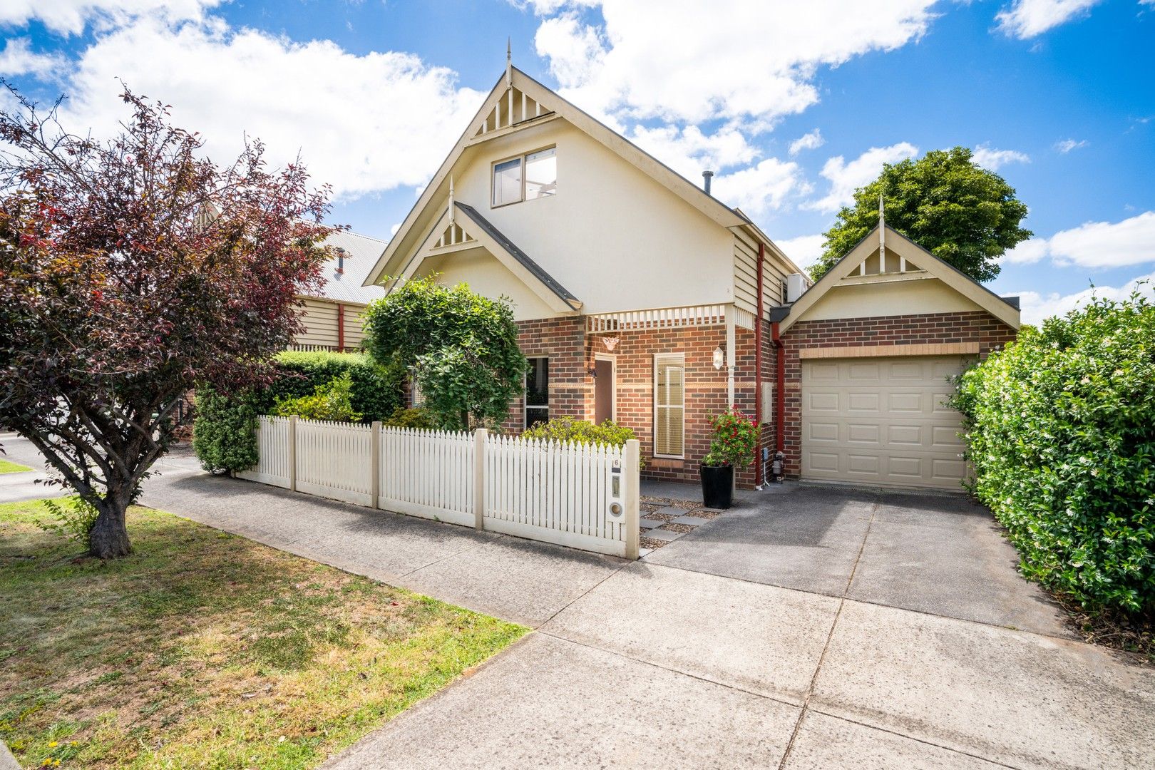 3 bedrooms House in 6 Bridge View Street BELMONT VIC, 3216