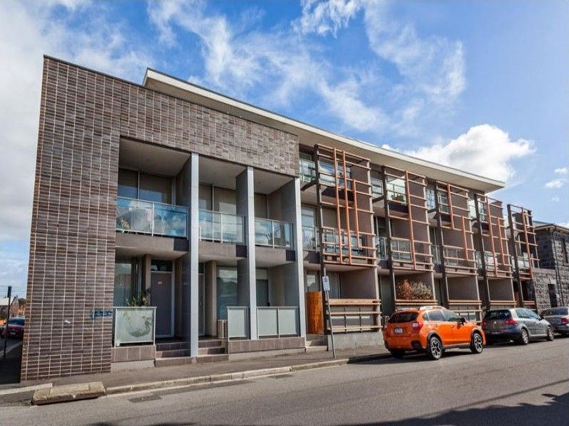 2 bedrooms Apartment / Unit / Flat in 203/58 Ballarat Street YARRAVILLE VIC, 3013