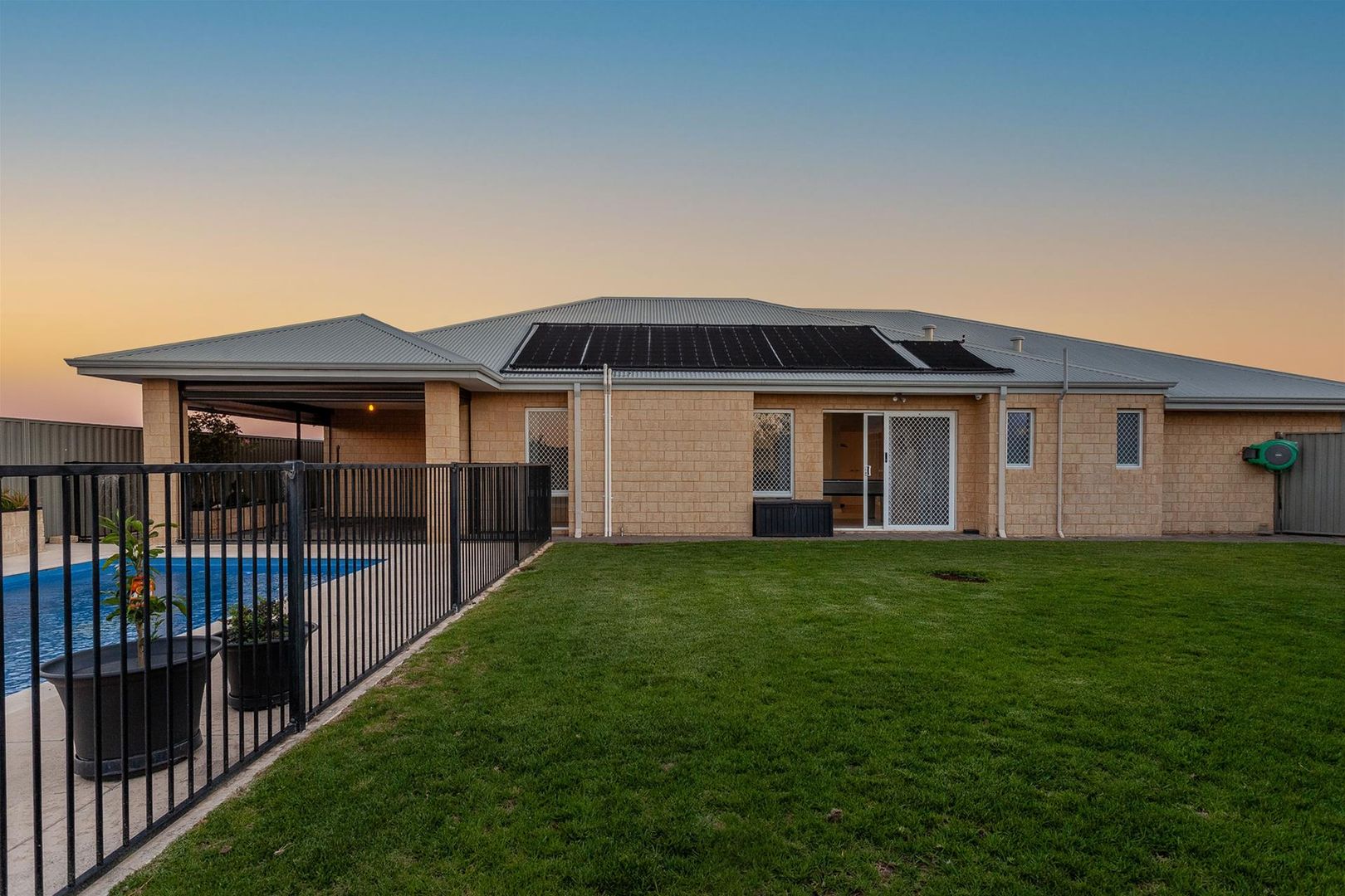 38 Columbia Crescent, Alkimos WA 6038, Image 2