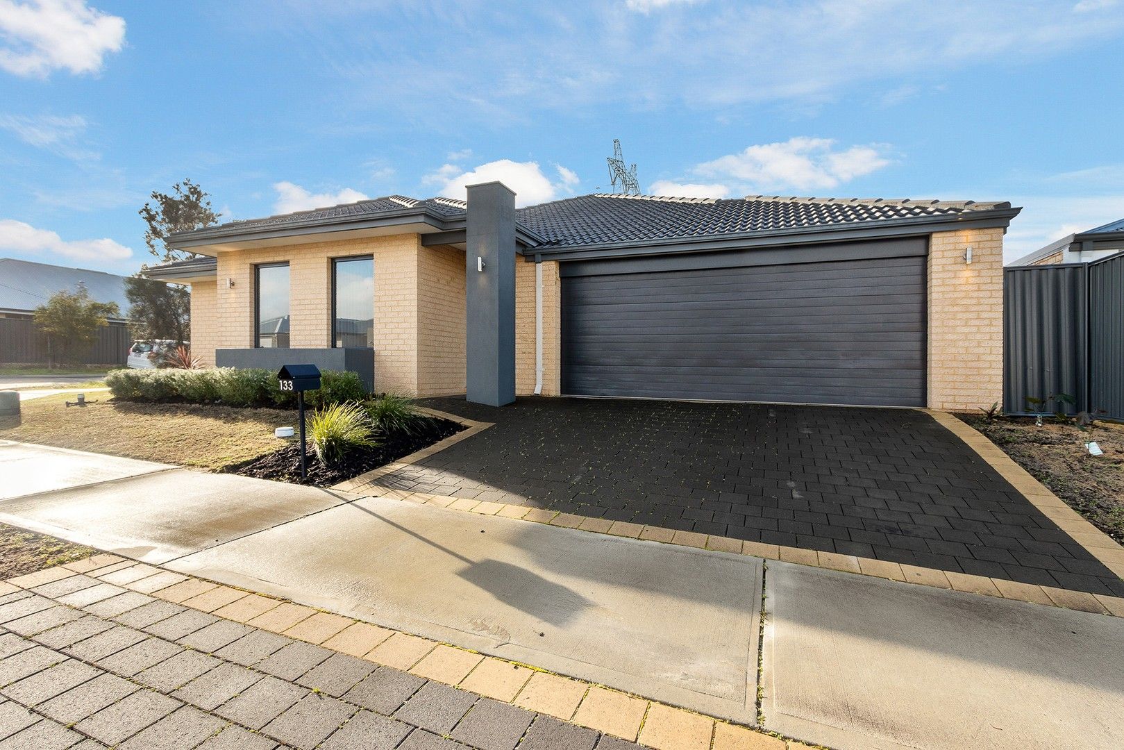 133 Wintergreen Crescent, Treeby WA 6164, Image 1