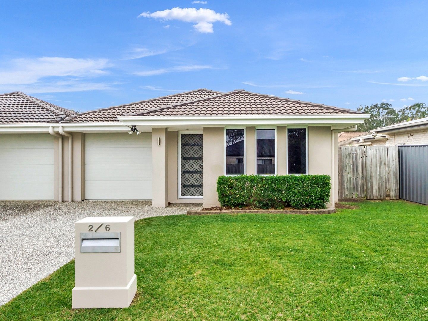 2/6 Wayland Cct, Morayfield QLD 4506, Image 0