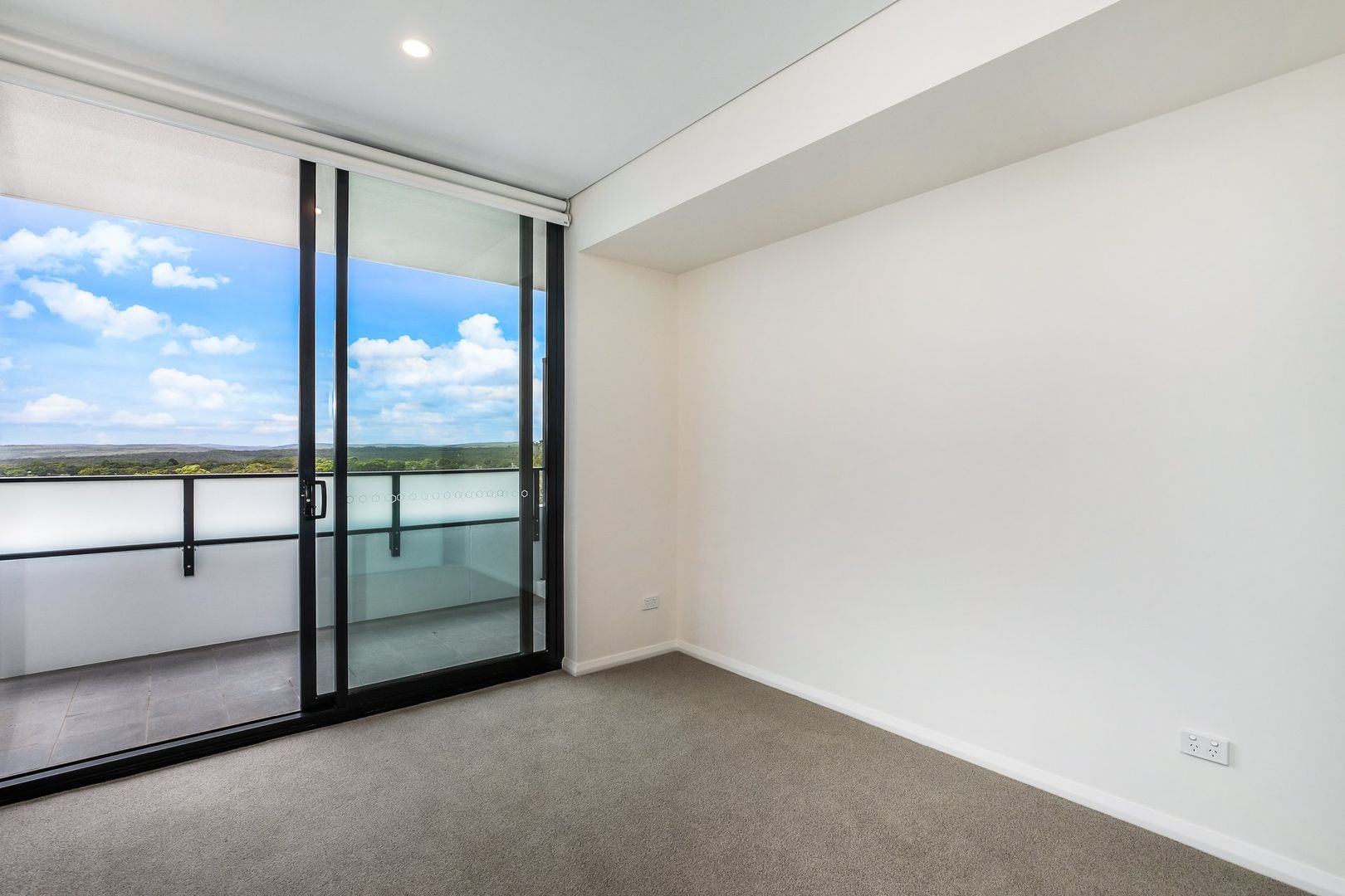 705/1 Village Place, Kirrawee NSW 2232, Image 2