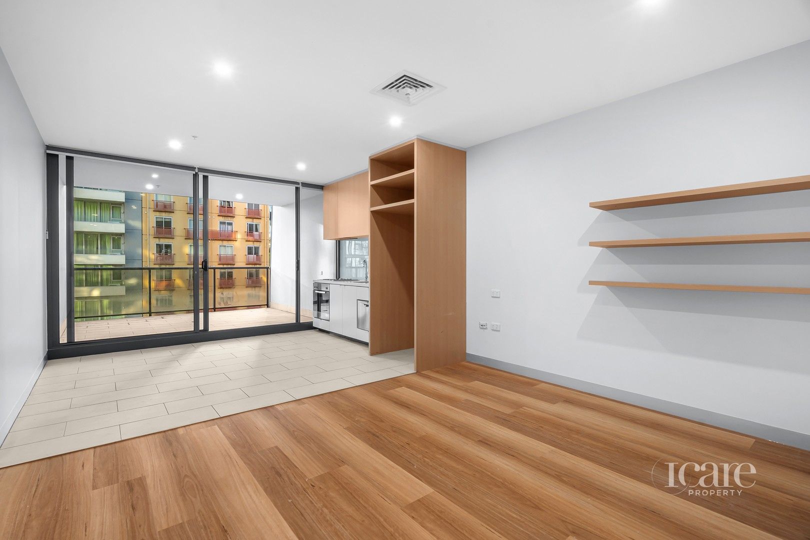 1 bedrooms Apartment / Unit / Flat in 803/555 Flinders Street MELBOURNE VIC, 3000