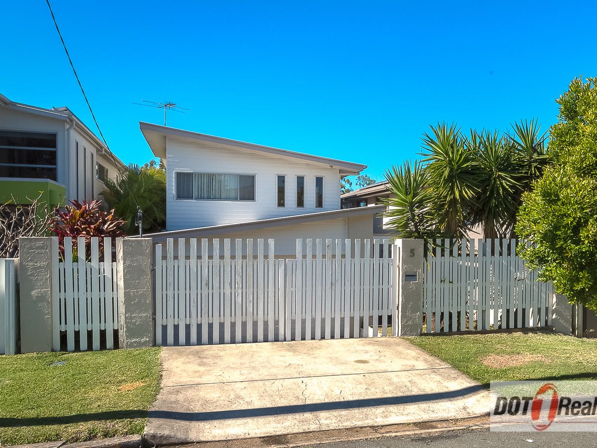 5 Sydney Street, Labrador QLD 4215, Image 0