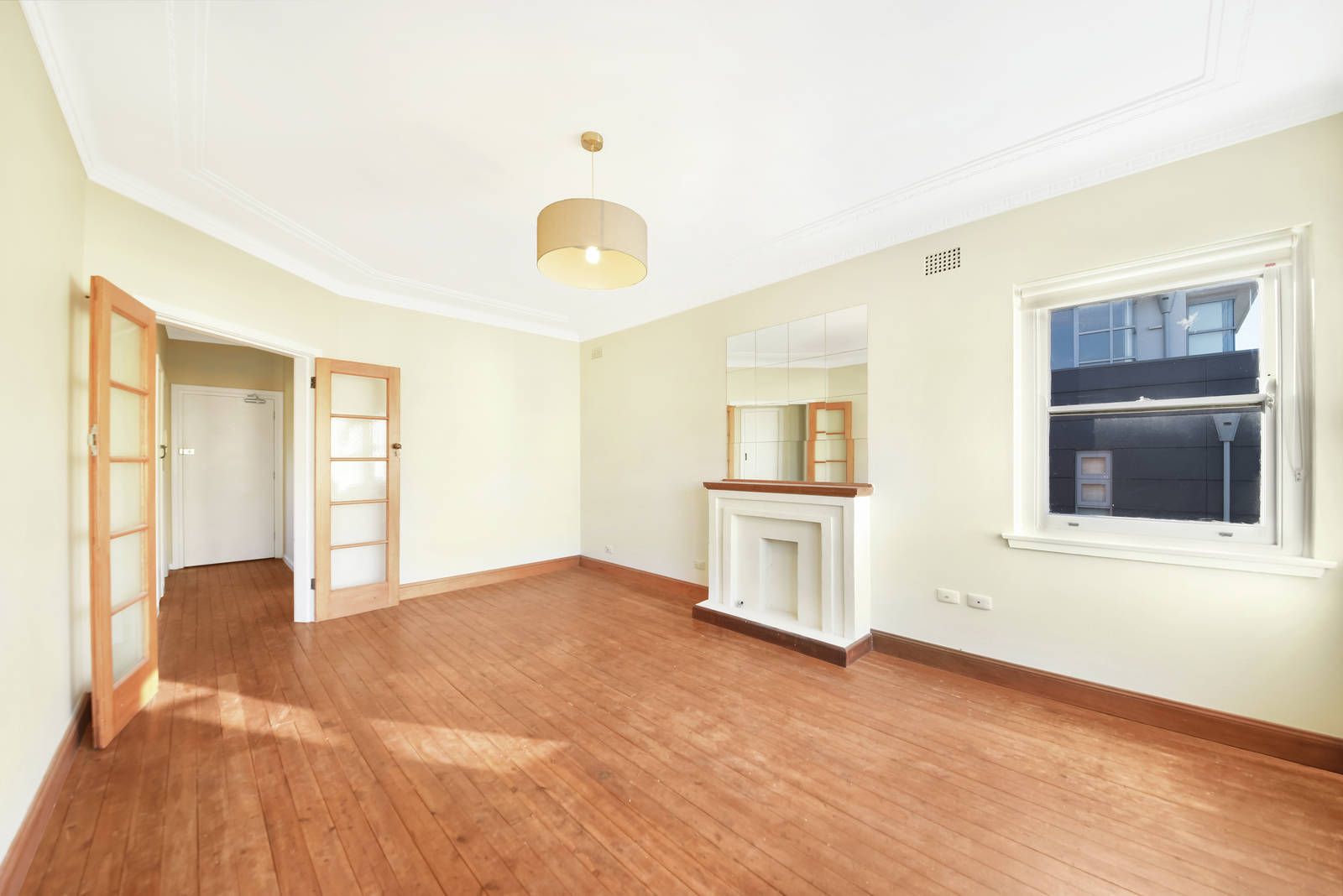 2 bedrooms Apartment / Unit / Flat in 5/87a Cowles Road MOSMAN NSW, 2088