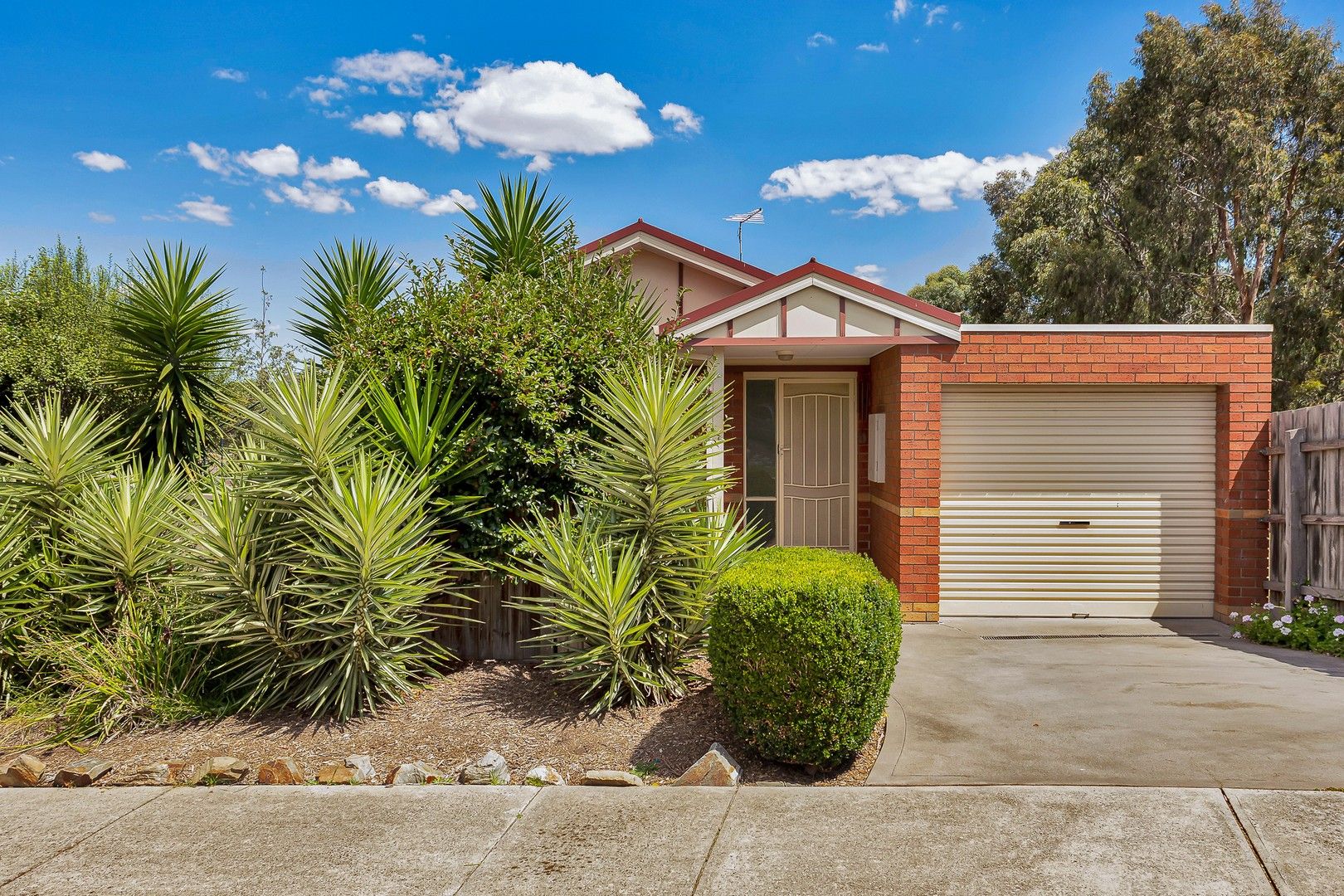 1/7 John Hunter Drive, Endeavour Hills VIC 3802, Image 0