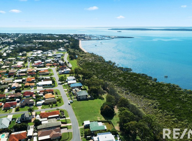 26 Foreshore Drive, Urangan QLD 4655