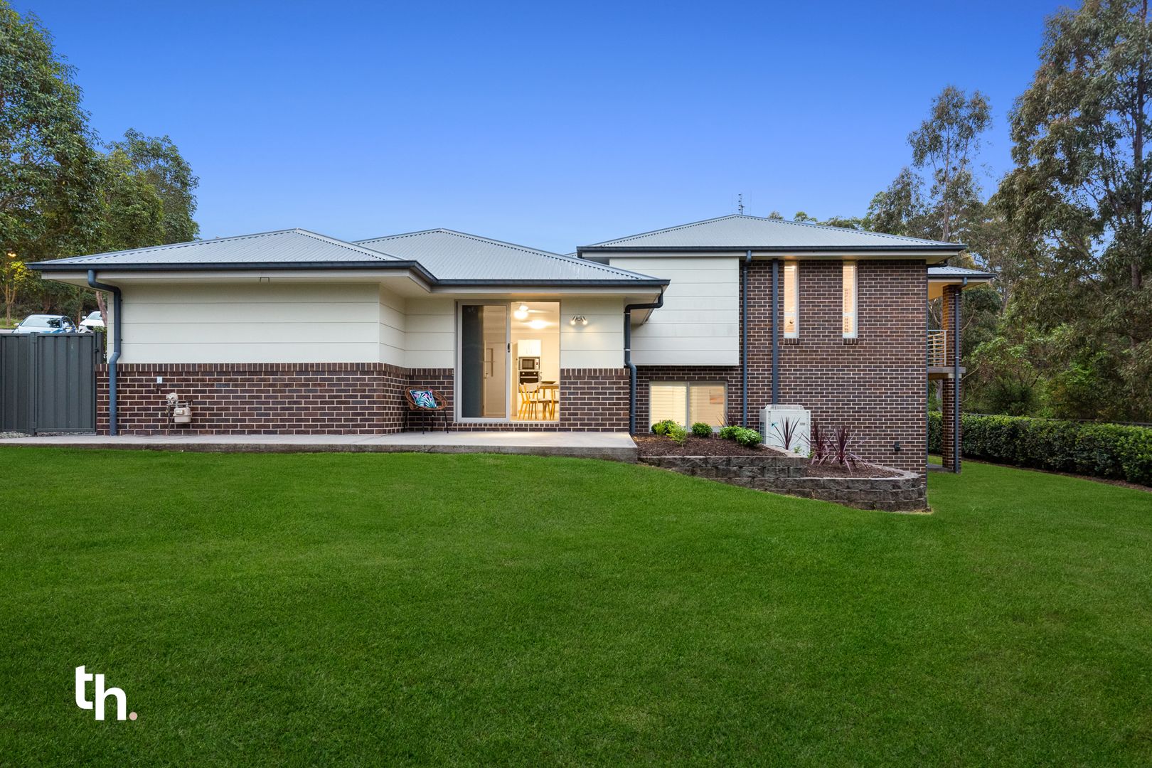 41 Jupiter Circuit, Cameron Park NSW 2285, Image 2