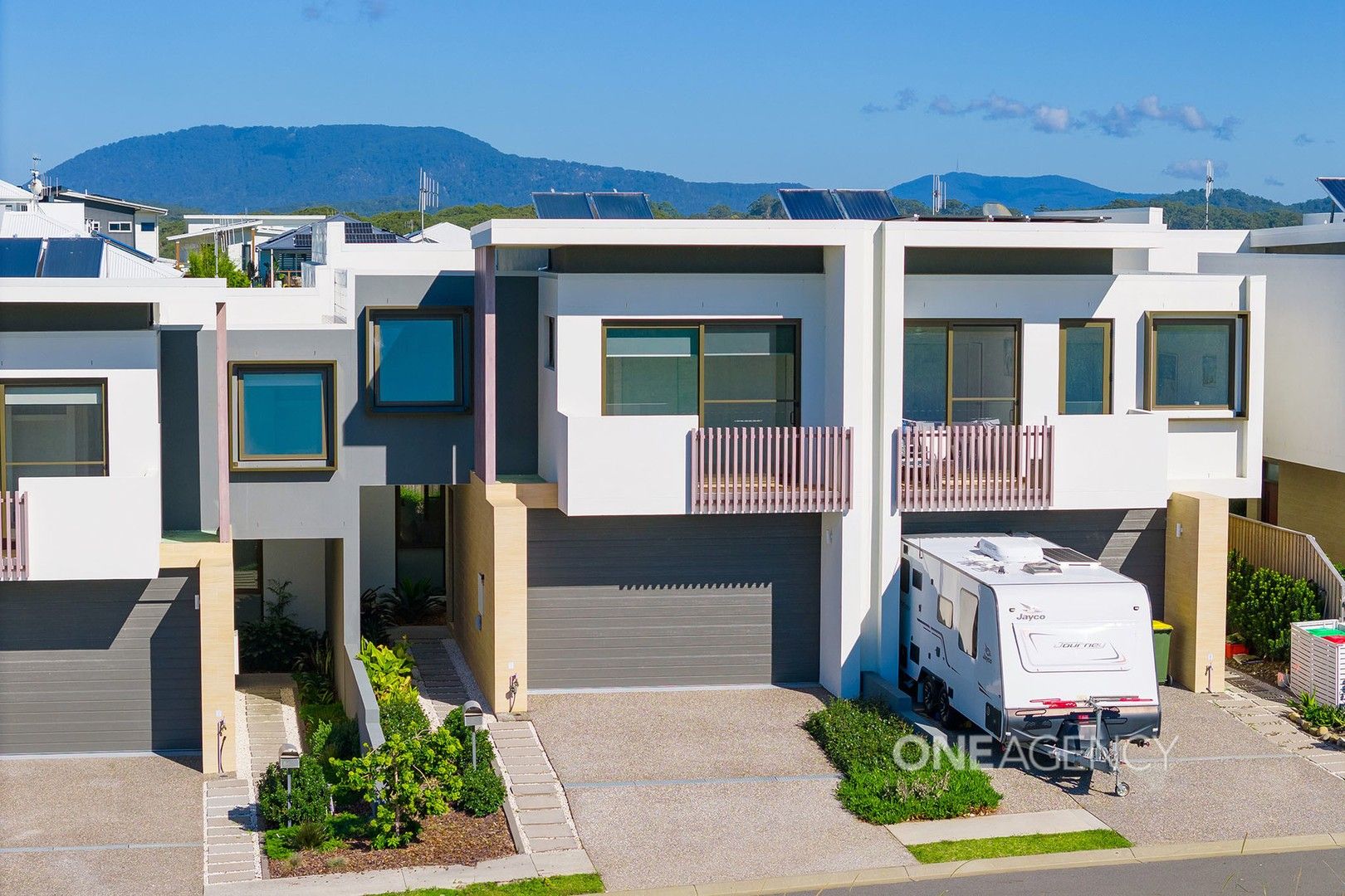 3 bedrooms Terrace in 52 Whitewater Terrace LAKE CATHIE NSW, 2445