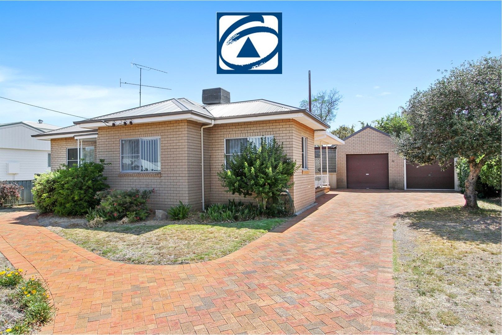 25 Diane Street, South Tamworth NSW 2340, Image 0