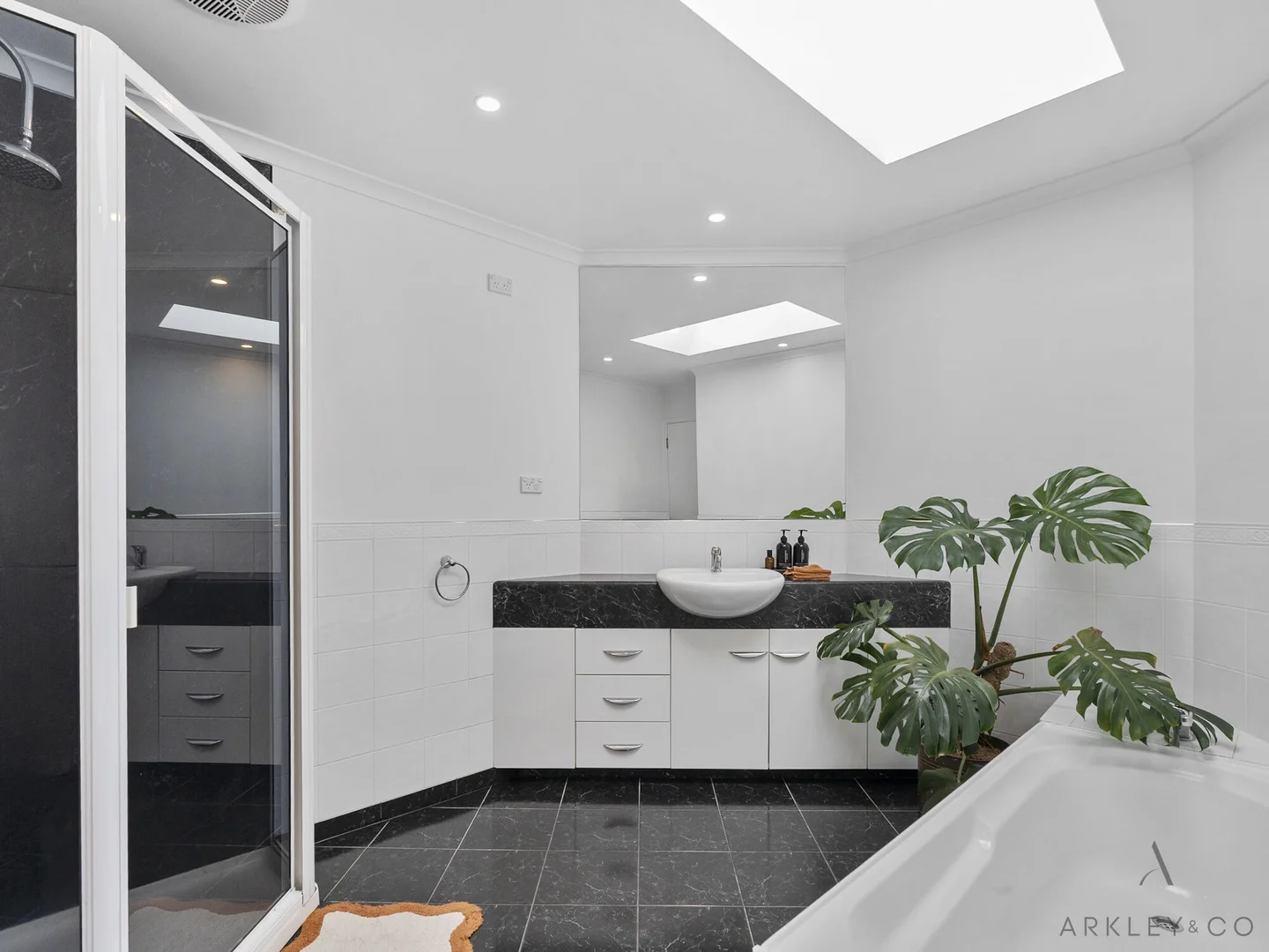 Additional image 24 of 12 Granville Avenue, Geilston Bay TAS 7015