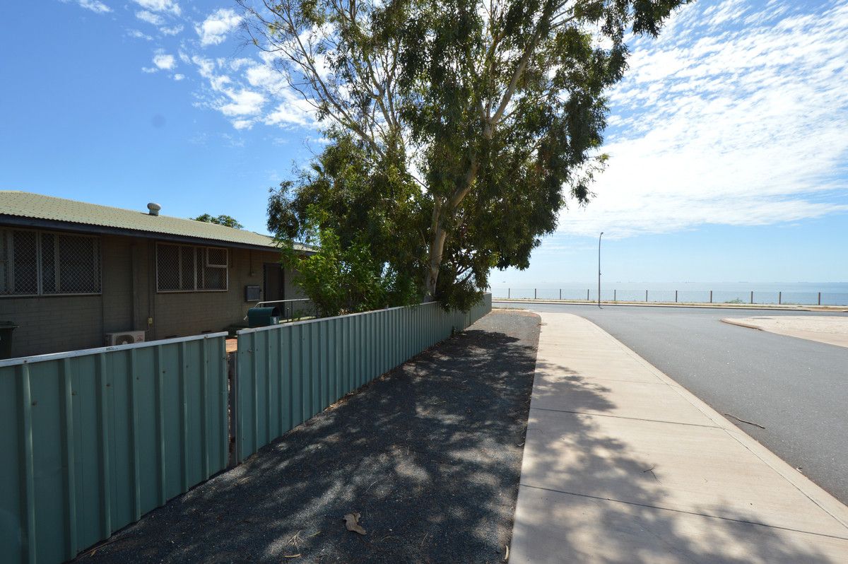 4 bedrooms House in 2 Padbury Place PORT HEDLAND WA, 6721