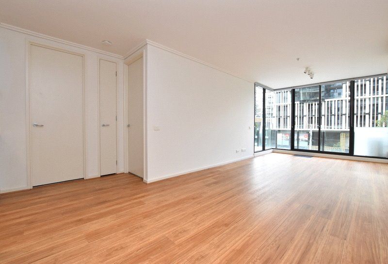 1 bedrooms Apartment / Unit / Flat in 209/38 Bank Street SOUTH MELBOURNE VIC, 3205