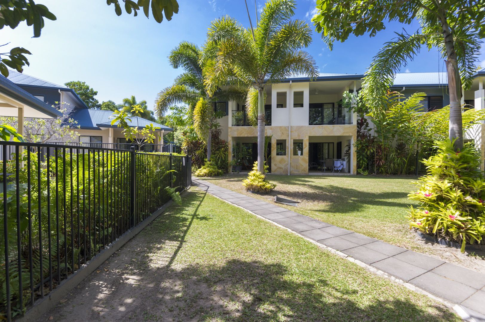 7/1 Osprey Close, Port Douglas QLD 4877, Image 2