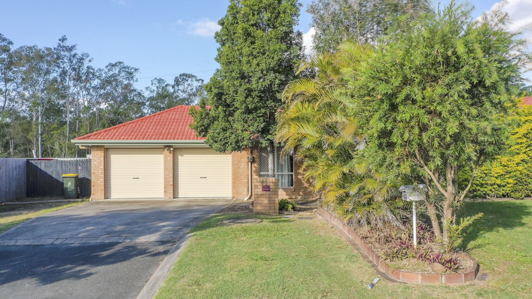 4 bedrooms House in 26 Cavill Place RUNCORN QLD, 4113