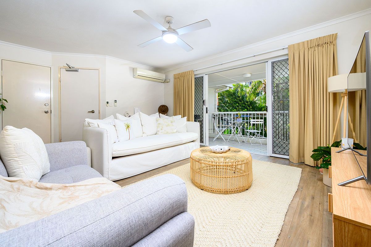 2 bedrooms Apartment / Unit / Flat in 34/1 Cronin Avenue MAIN BEACH QLD, 4217