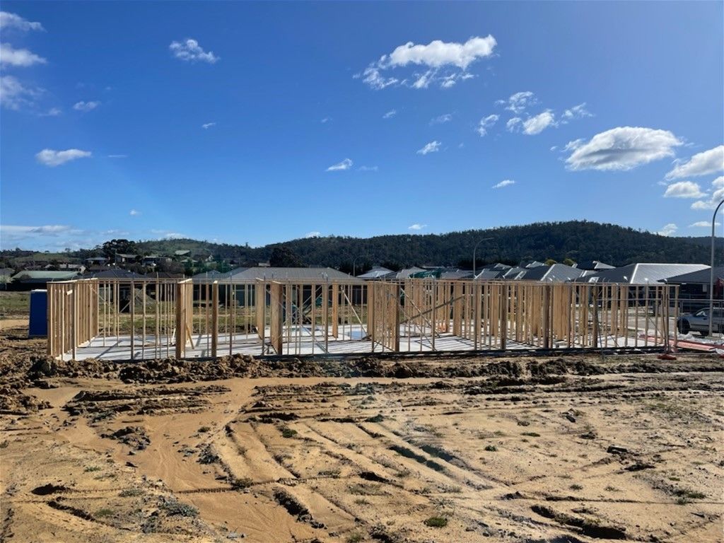 4 bedrooms House in 12 Bushfield Rise HADSPEN TAS, 7290