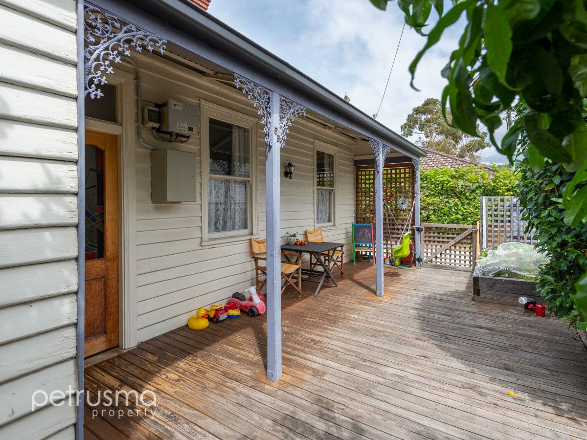 5b Princes Street, Sandy Bay TAS 7005, Image 2