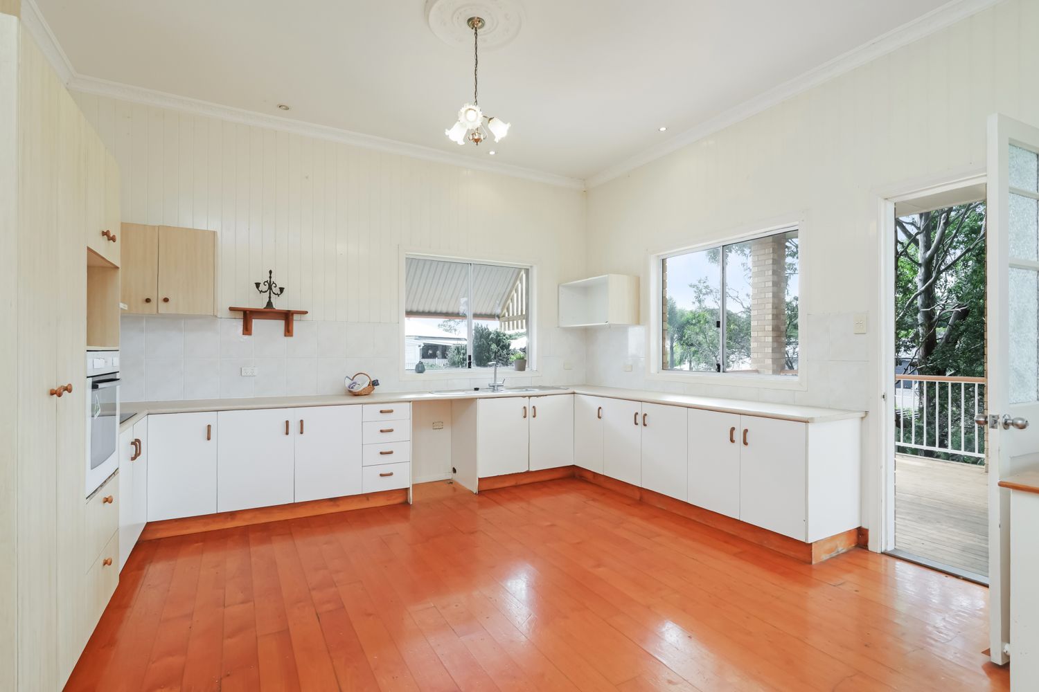 37 Kent Road, Wooloowin QLD 4030, Image 2