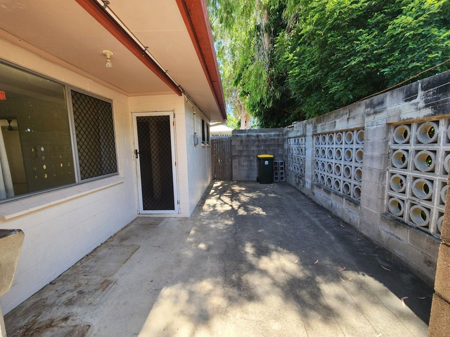 2 bedrooms Apartment / Unit / Flat in 5/94 Cook Street NORTH WARD QLD, 4810