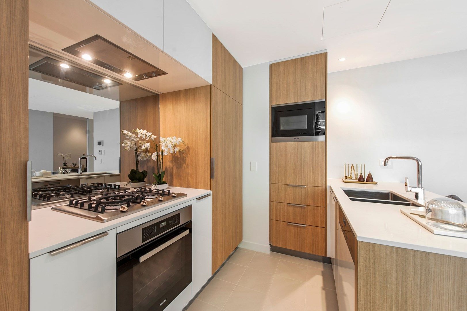 2 bedrooms Apartment / Unit / Flat in B0101/20 O'Dea Avenue WATERLOO NSW, 2017