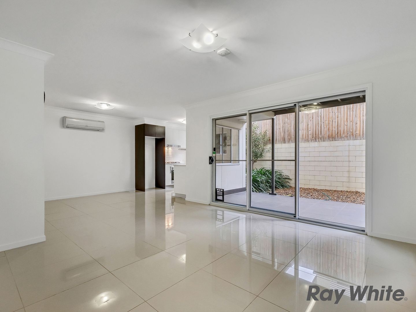 19/558 Blunder Road, Durack QLD 4077, Image 2