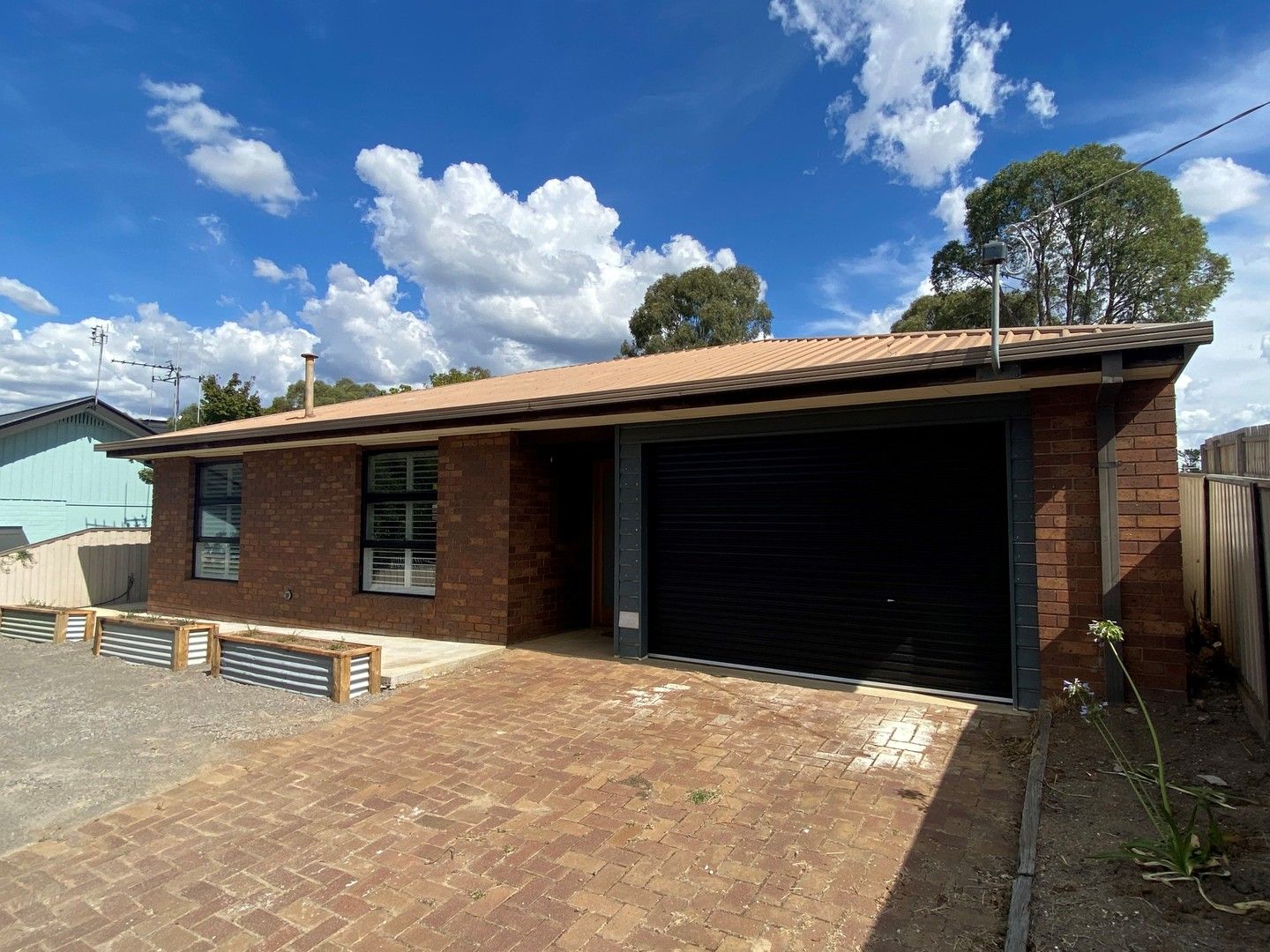4 bedrooms House in 156 Duke Street CASTLEMAINE VIC, 3450