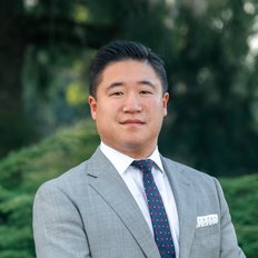 James Yue, Sales representative