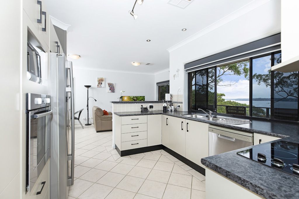 83 Lakeview Road, Wangi Wangi NSW 2267, Image 1