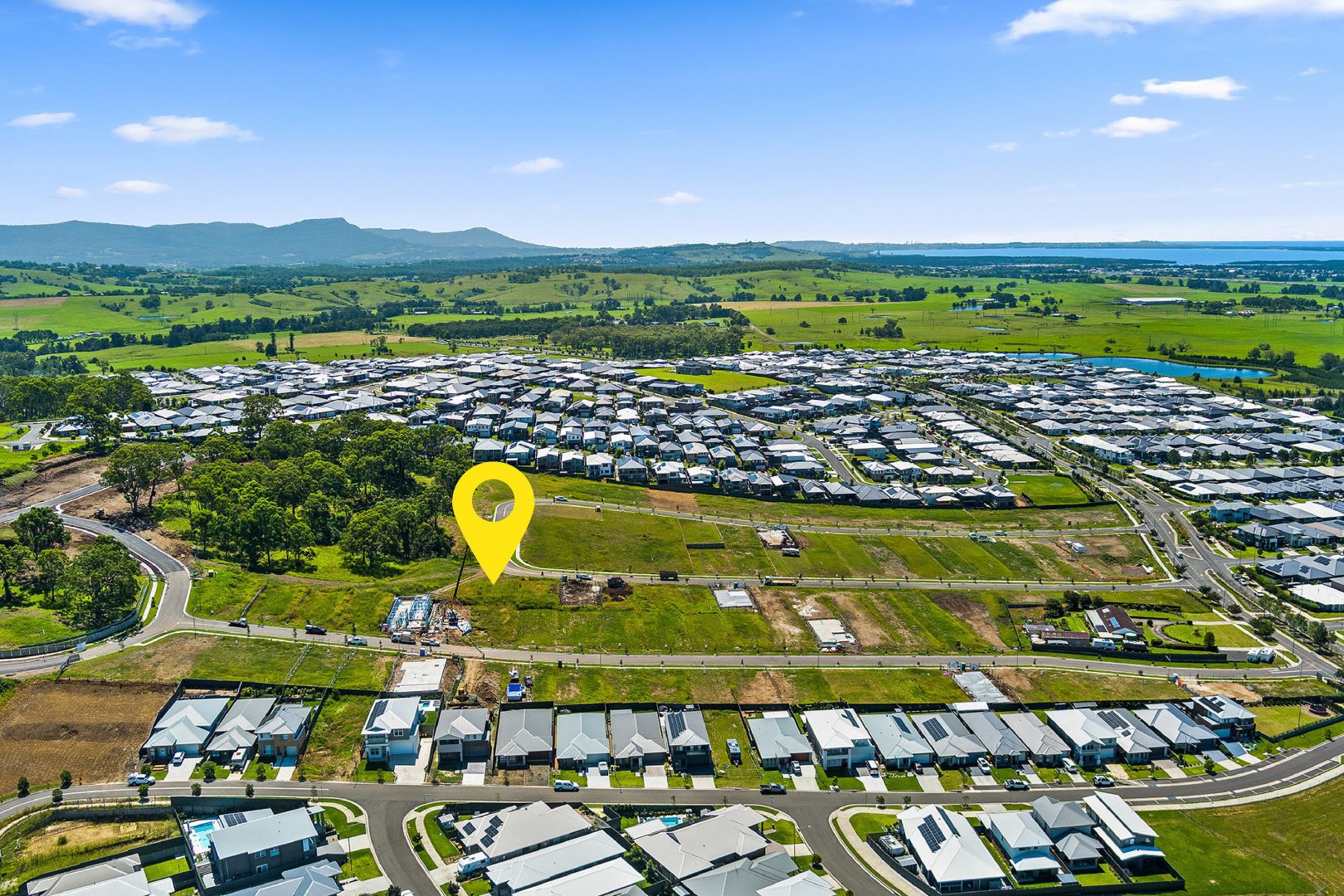 Lot 352 - 33 Dolly Circuit, Calderwood NSW 2527, Image 2