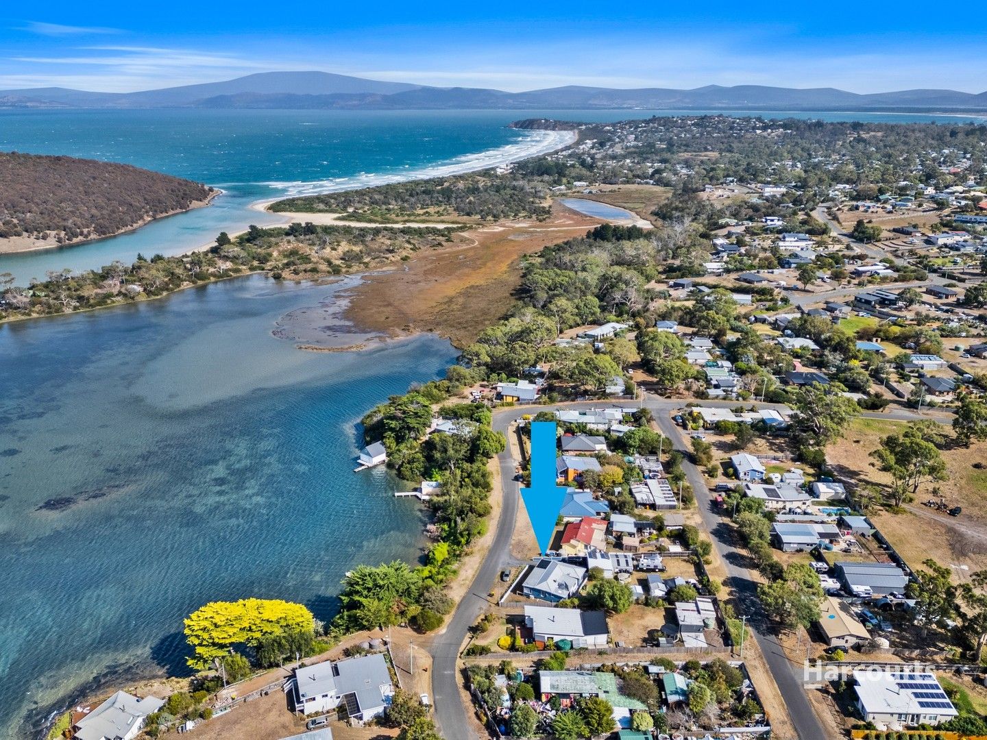 3 bedrooms House in 14 Carlton River Esplanade CARLTON RIVER TAS, 7173