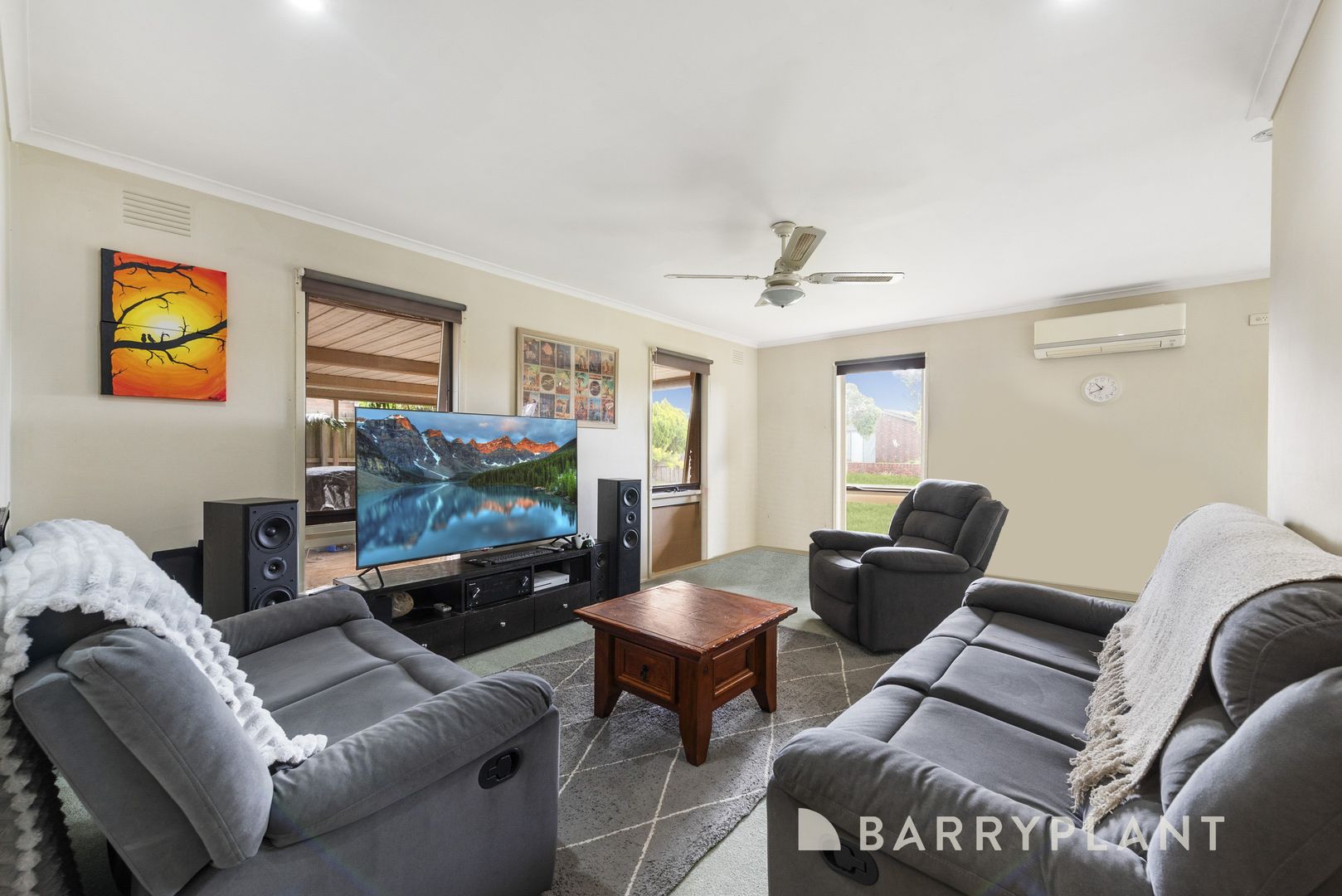 17 Murray Street, Melton South VIC 3338, Image 2