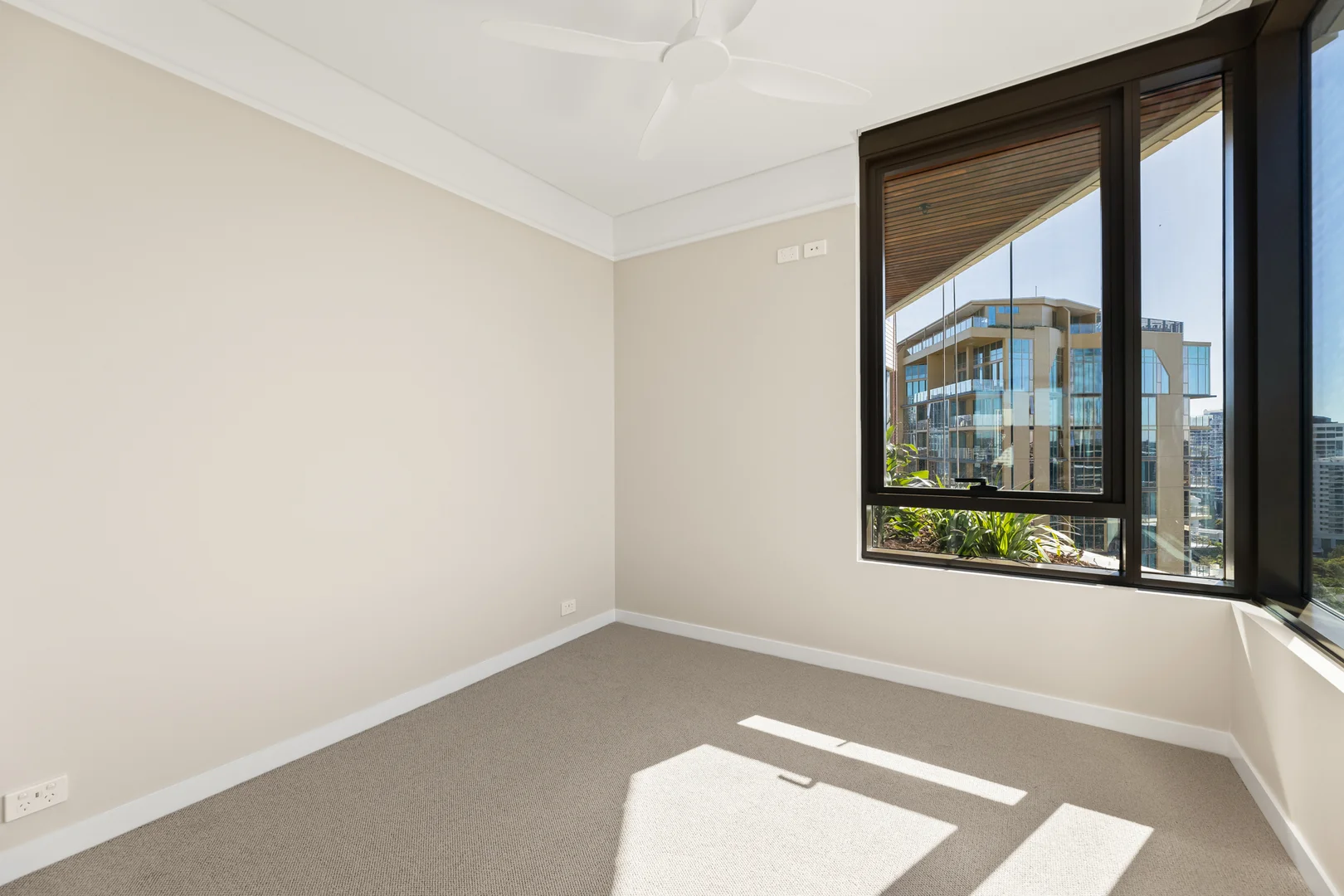 Additional image 5 of 1008/470 Main Street, Kangaroo Point QLD 4169