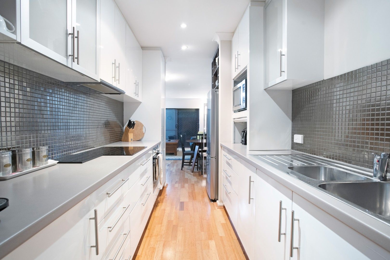 2 bedrooms Villa in 3/56 Third Avenue MOUNT LAWLEY WA, 6050