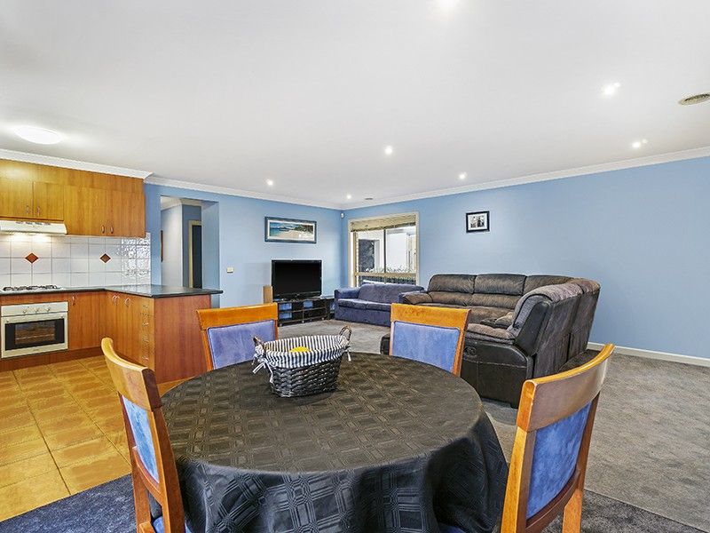 91 Dunvegan Drive, Kurunjang VIC 3337 House For Rent Domain