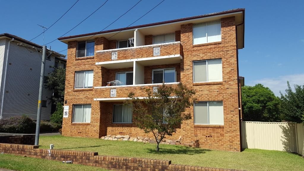 2 bedrooms Apartment / Unit / Flat in 7/7 Reddall Street CAMPBELLTOWN NSW, 2560