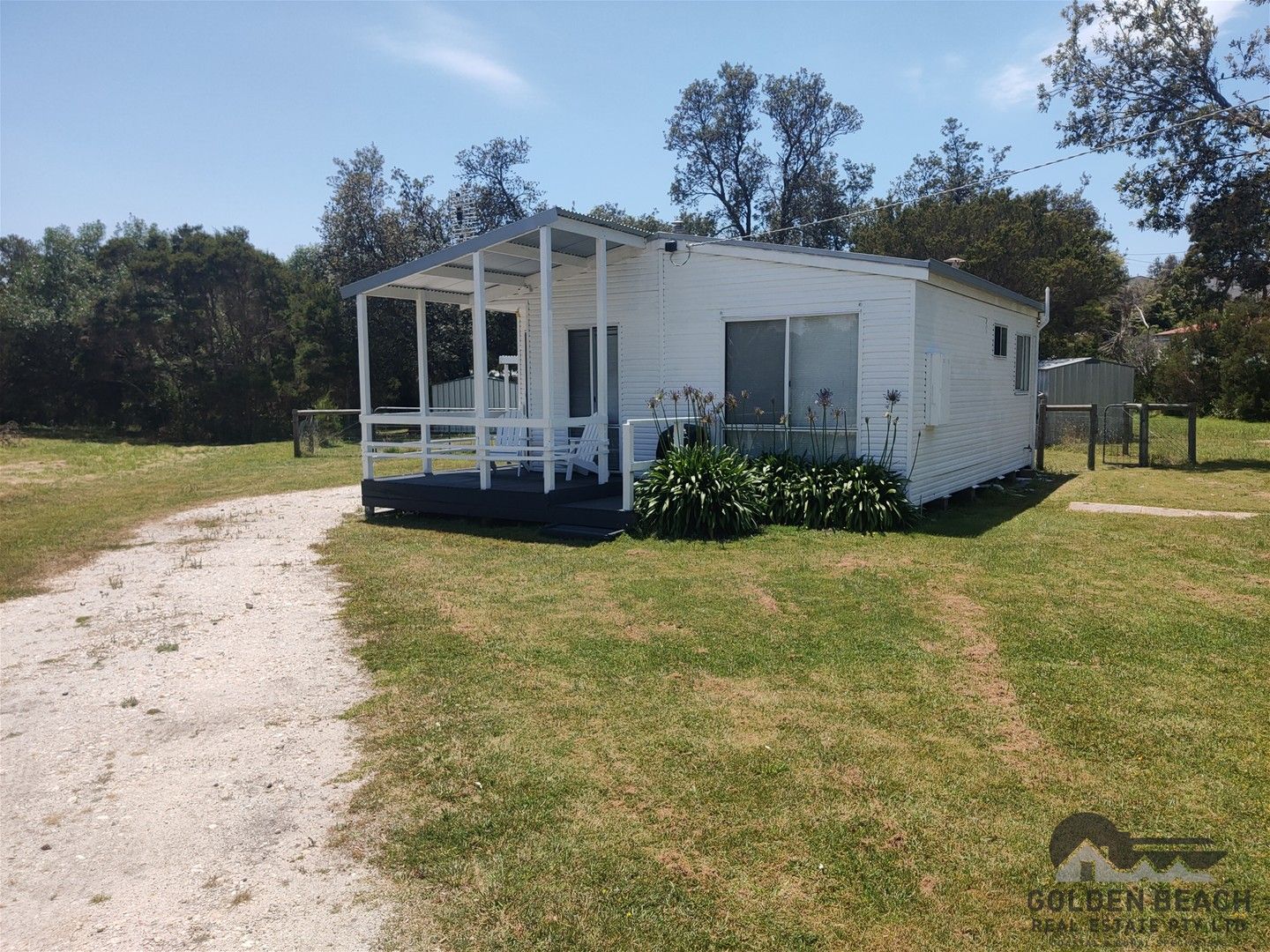 2 bedrooms House in 5 Thirteenth Street PARADISE BEACH VIC, 3851