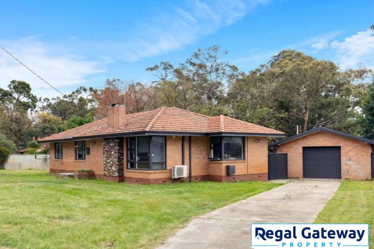 4 bedrooms House in 41 Friar Road ARMADALE WA, 6112