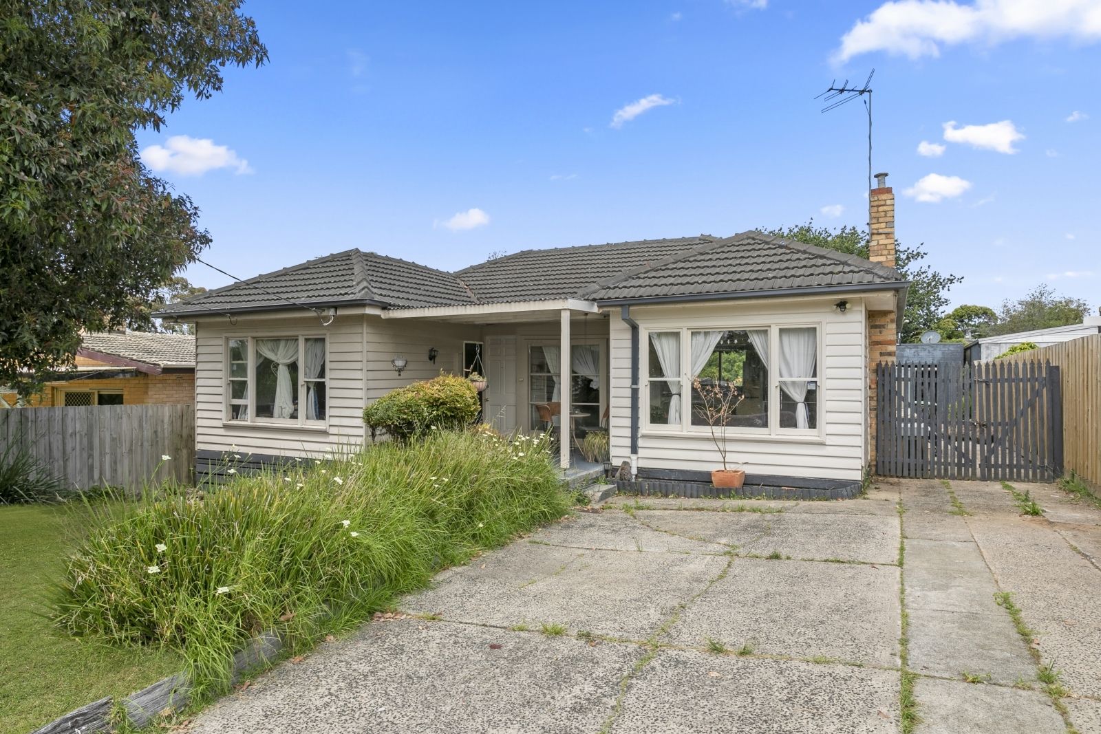 38 Charles Avenue, Springvale VIC 3171, Image 0