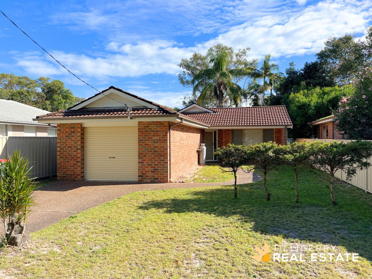 3 bedrooms House in 60 Avenue Of The Allies TANILBA BAY NSW, 2319
