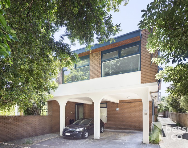 4/10 Narong Road, Caulfield North VIC 3161