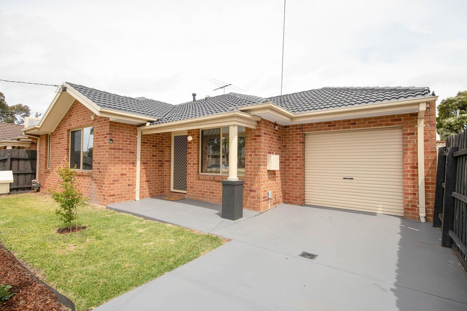 2 bedrooms Apartment / Unit / Flat in 115A View Street GLENROY VIC, 3046