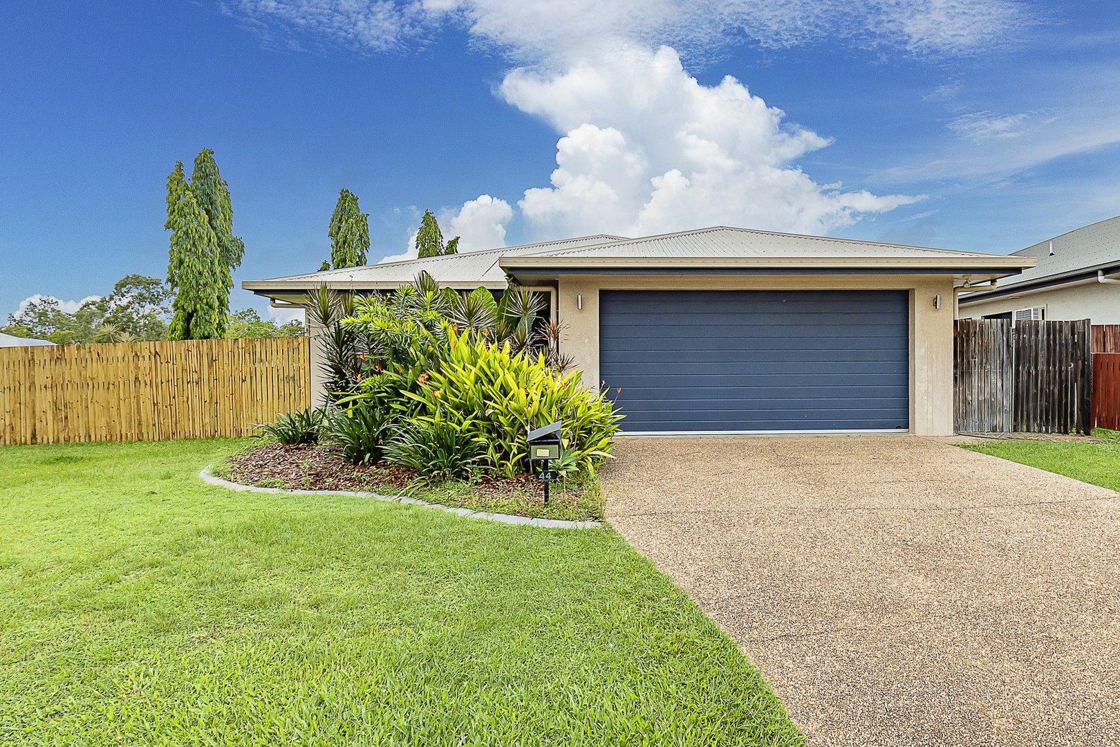 4 bedrooms House in 44 Dundabella Drive DEERAGUN QLD, 4818