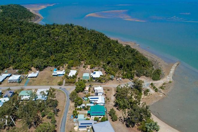 Picture of 34 Davison Road, WILSON BEACH QLD 4800