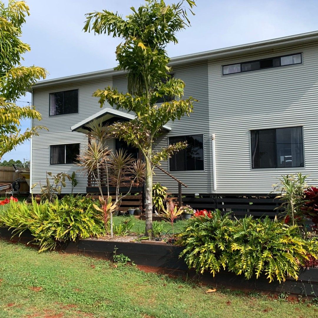 4 bedrooms House in 26 Highland Street RUSSELL ISLAND QLD, 4184